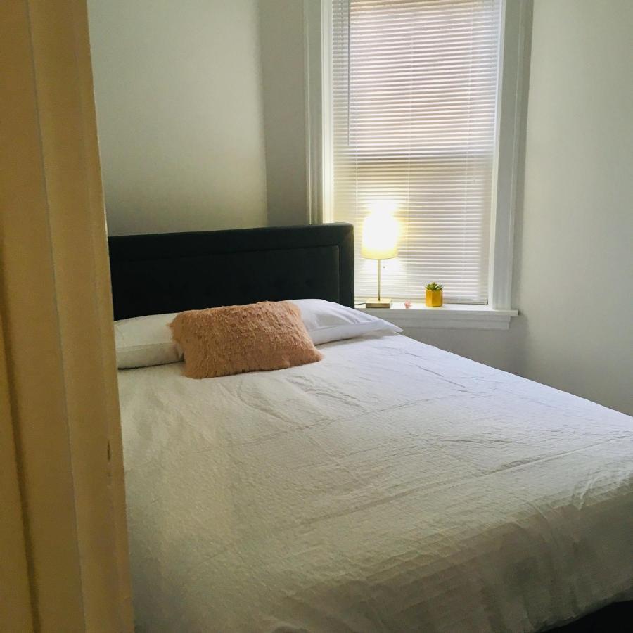 Logan Square Modern Apartment Chicago Kültér fotó